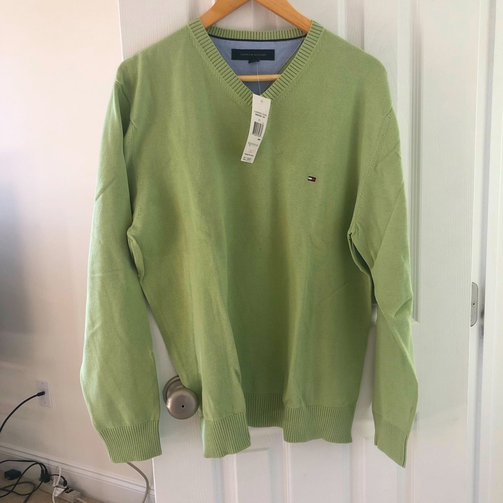 Tommy Hilfigher V-neck sweater
